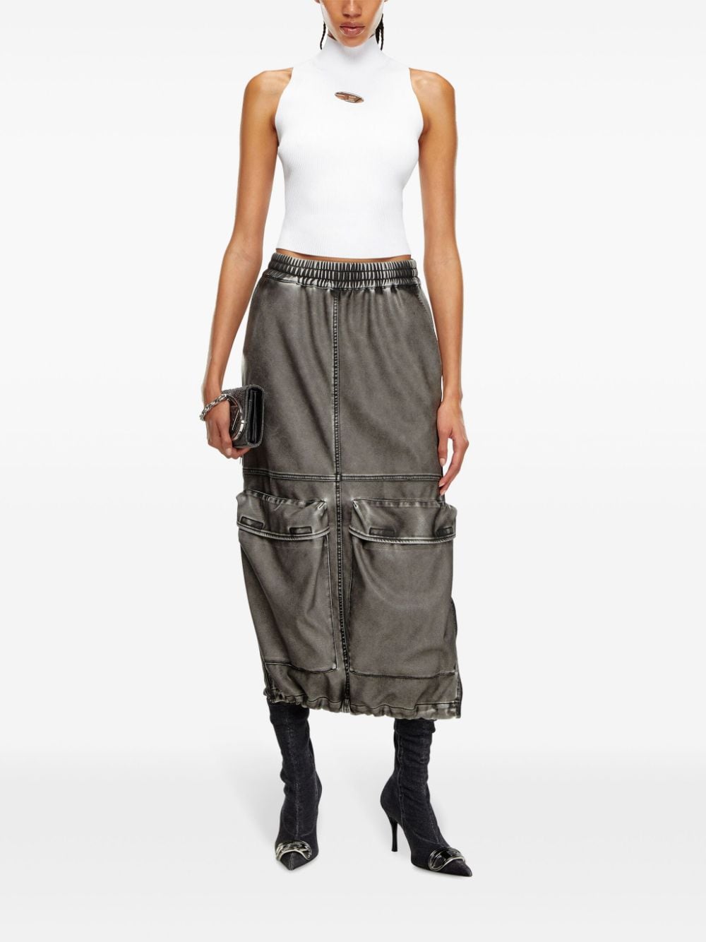 fw24---diesel pre---a130200dlax100_2_p.JPEG