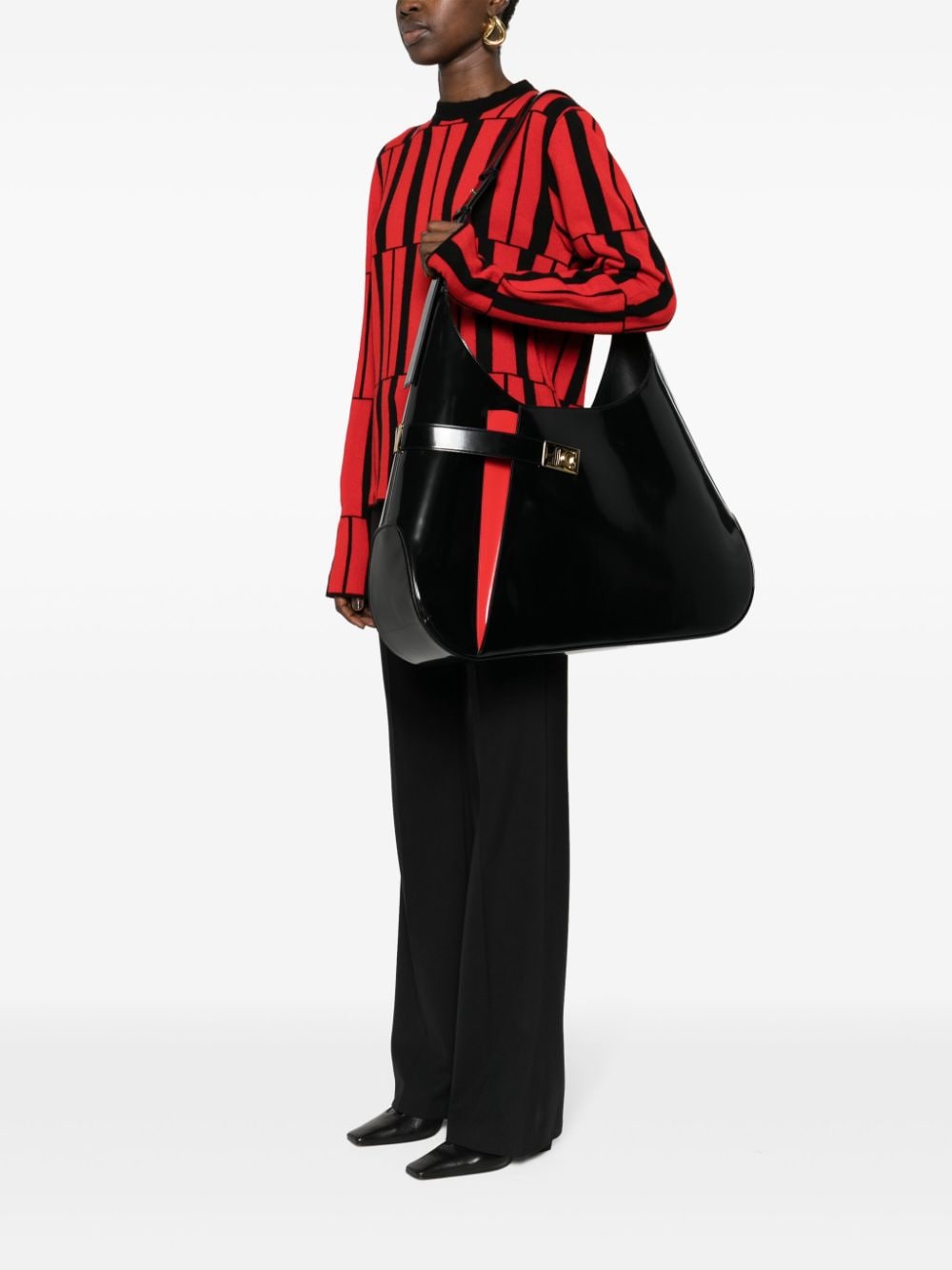 fw23---ferragamo main---215598766658005_2_p.jpg