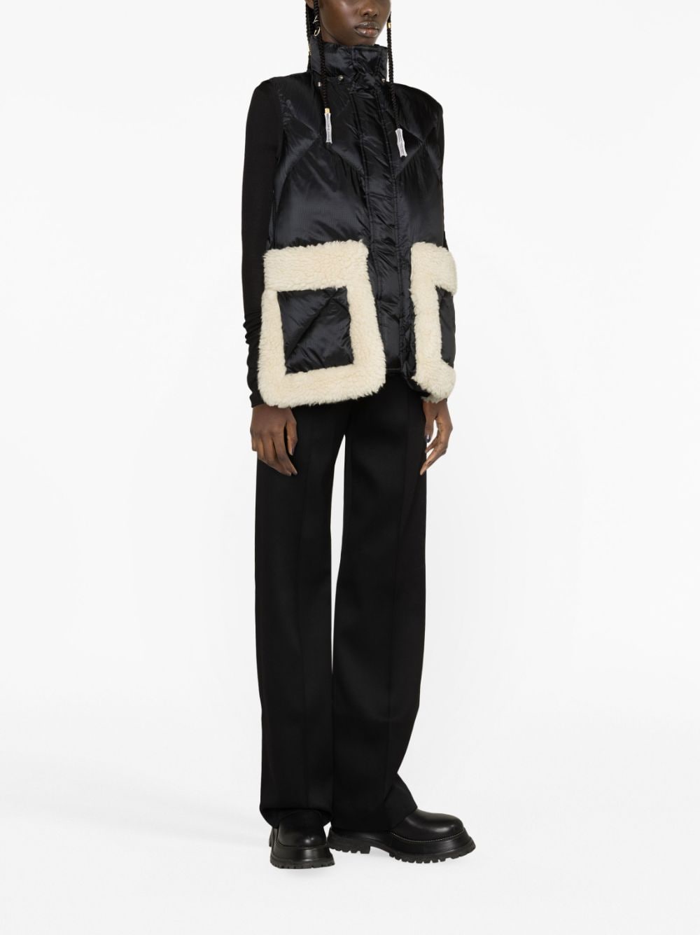fw23---sacai pre---23-06857022_2_p.jpg