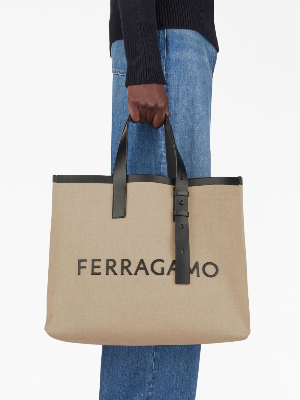 fw23---ferragamo pre---241298764873001_6_p.JPEG