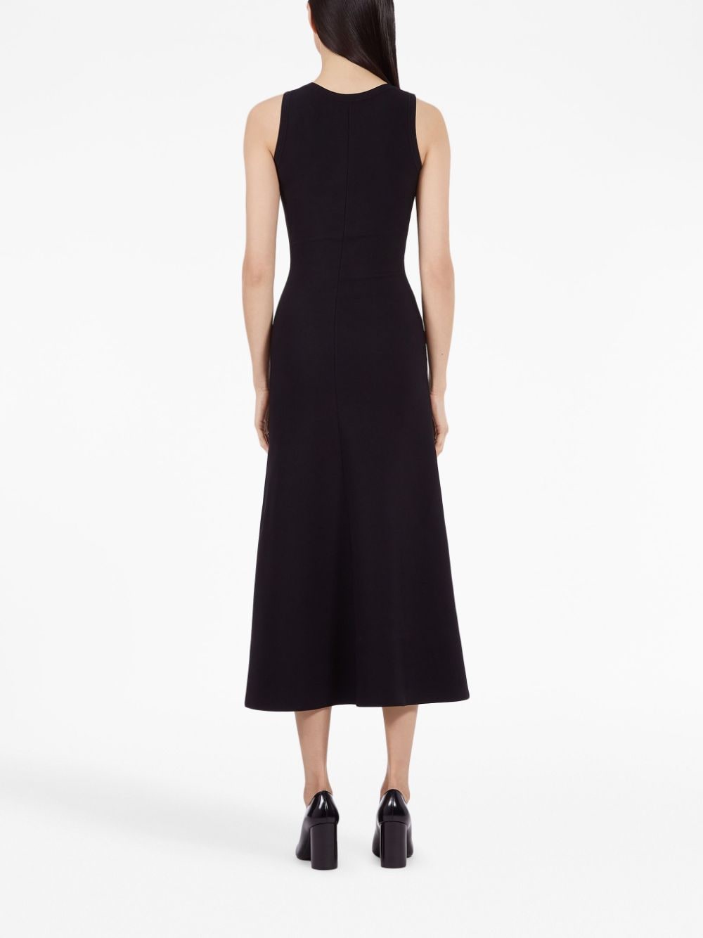 fw23---ferragamo pre---111926764514001_4_p.jpg