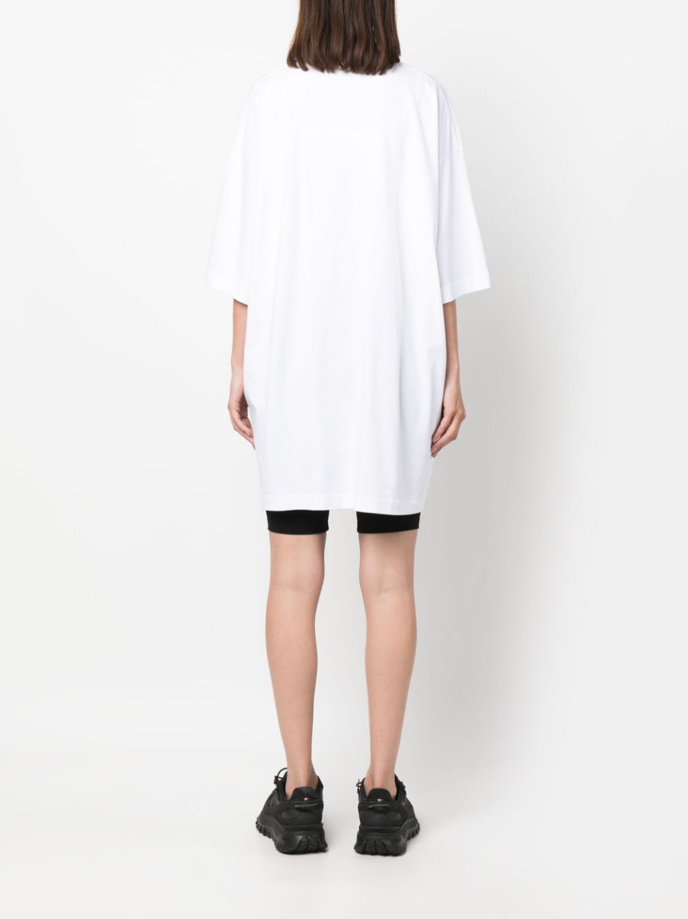 fw23---vetements---ue54tr100wdwhite_1_p.JPEG