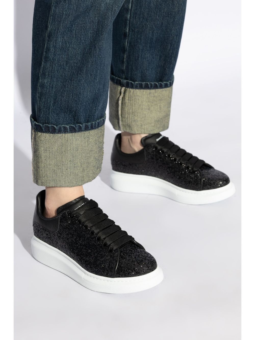 fw24---alexander mcqueen pre---553771w4aaf1000_3_p.JPEG