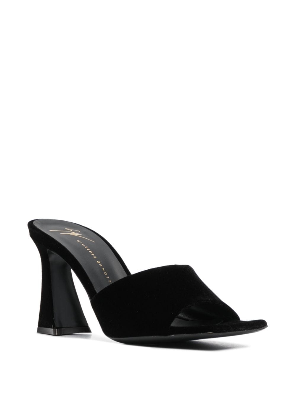 fw23---gzanotti pre---e300053c96475010_3_p.jpg