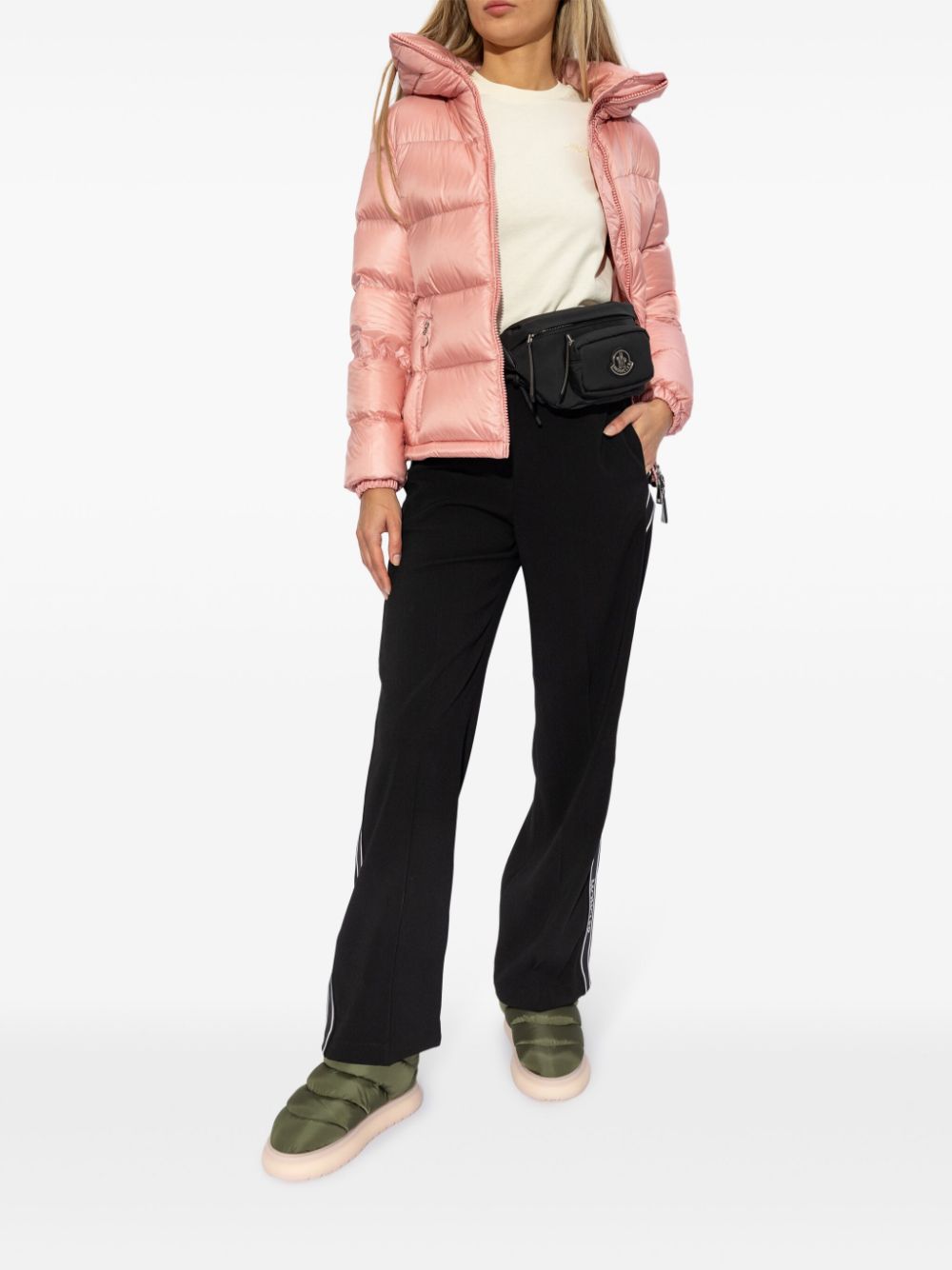 fw24---moncler pre---1a00069595zz500_3_p.JPEG