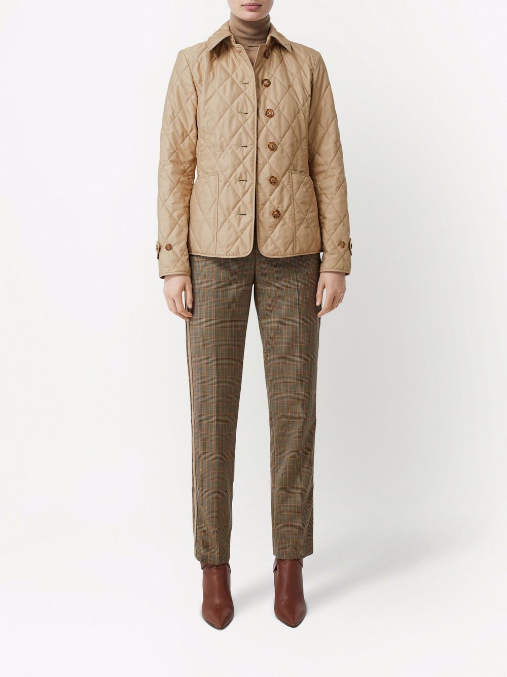 ss24---burberry pre---8049868a4170_4_p.jpg