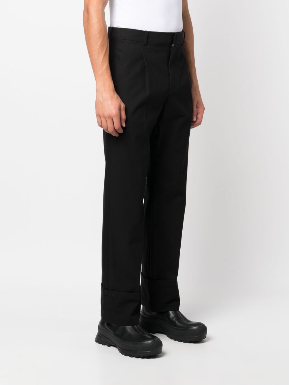 fw23---loewe main---h526y04wcc1100_3_p.JPEG