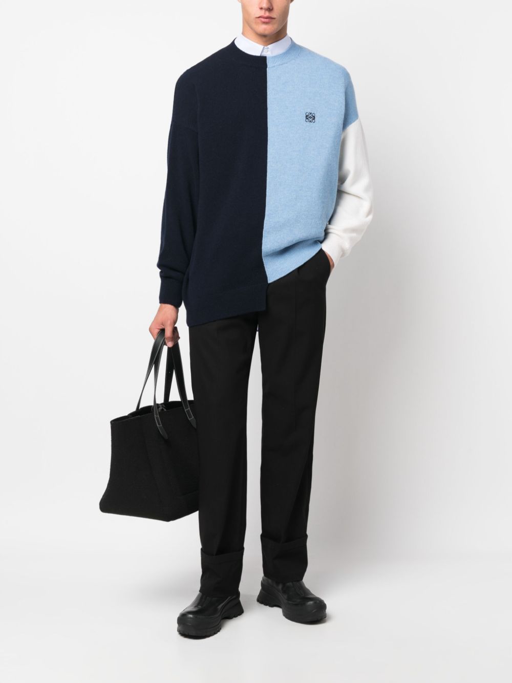 fw23---loewe main---h526y04wcc1100_4_p.JPEG