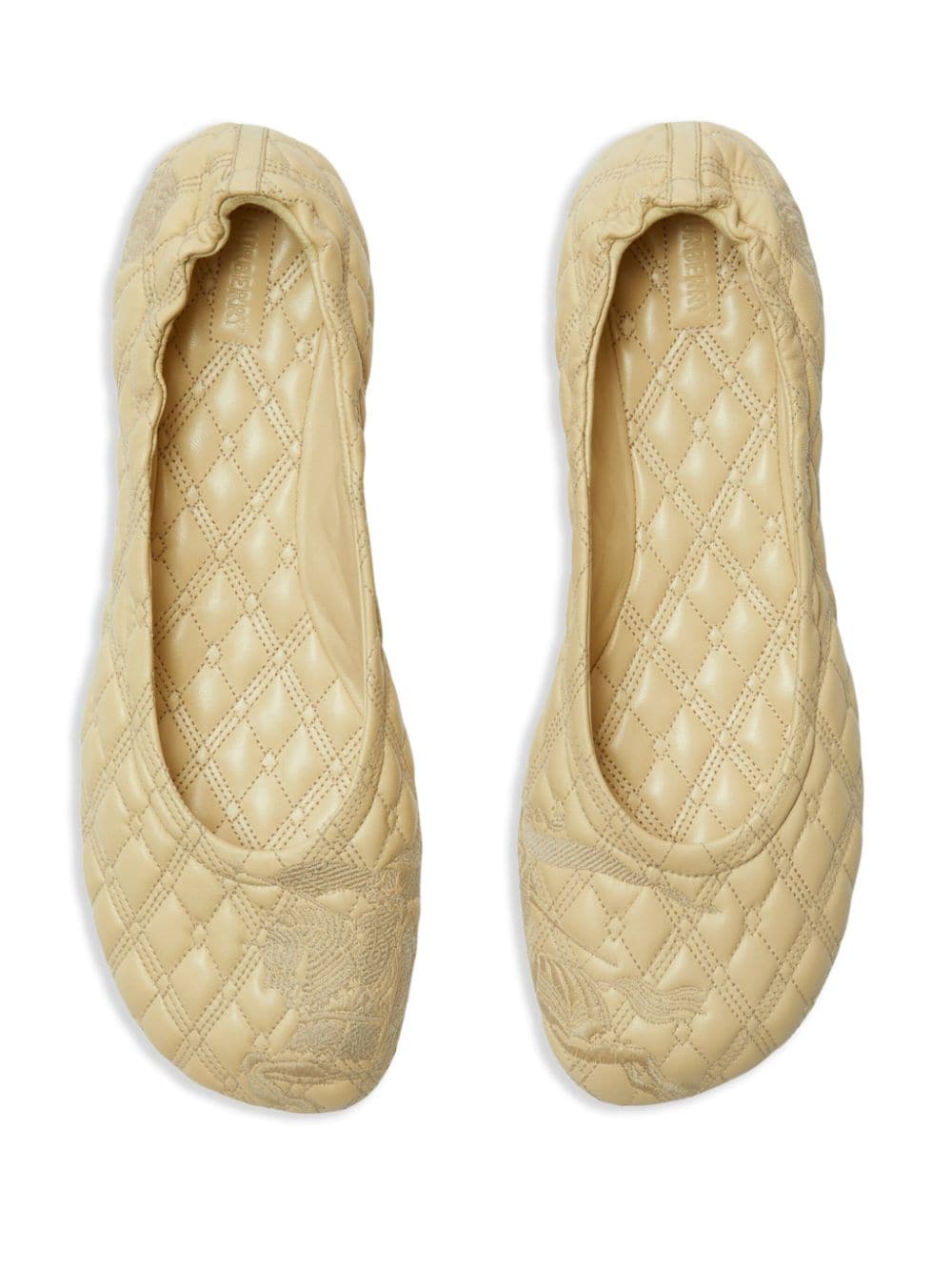 ss24---burberry pre---8080382b8758_2_p.jpg