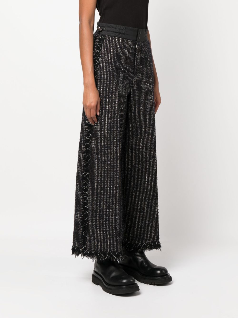 fw23---sacai pre---23-06846001_2_p.jpg