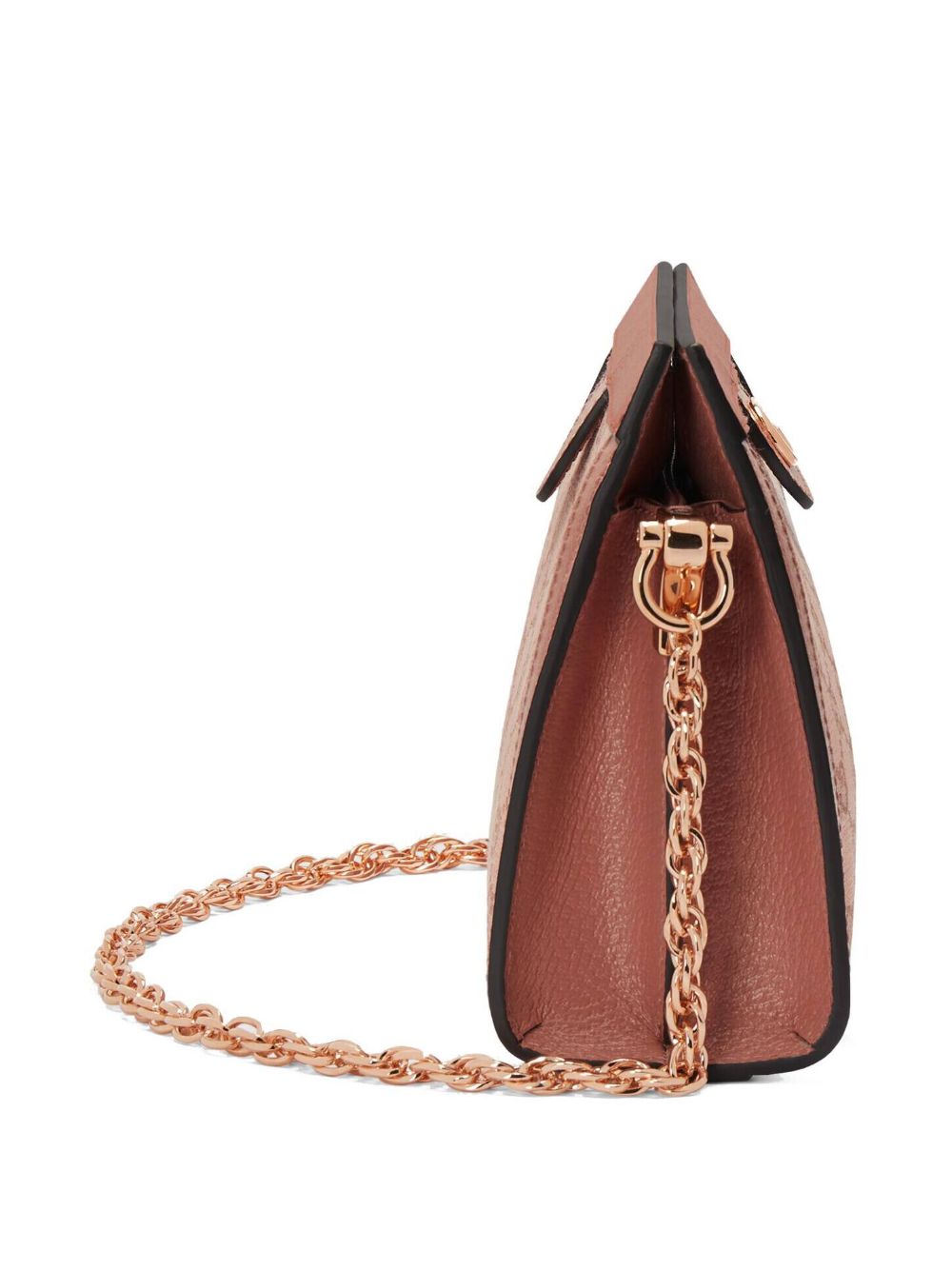 fw23---gucci cruise---503877facc55748_2_p.jpg