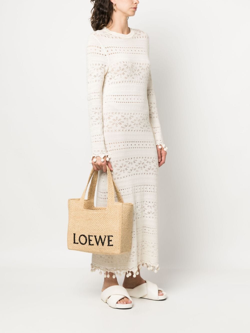 fw23---loewe pre---a685b61x05loewefont2123_4_p.jpg