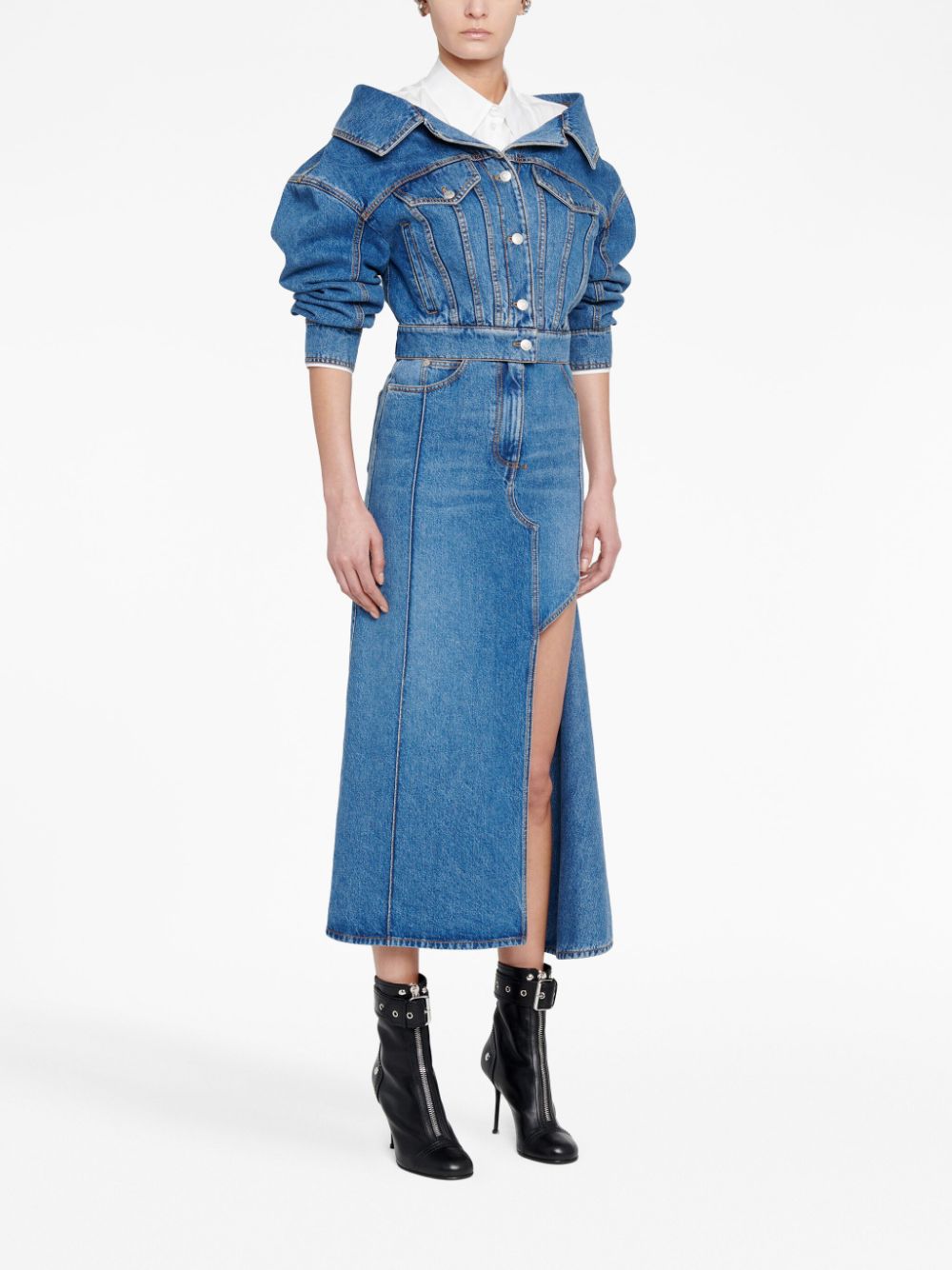 fw23---alexander mcqueen pre---754828qmacg4164_2_p.jpg
