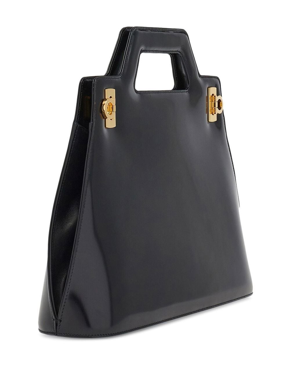 fw23---ferragamo pre---213961761287001_3_p.jpg