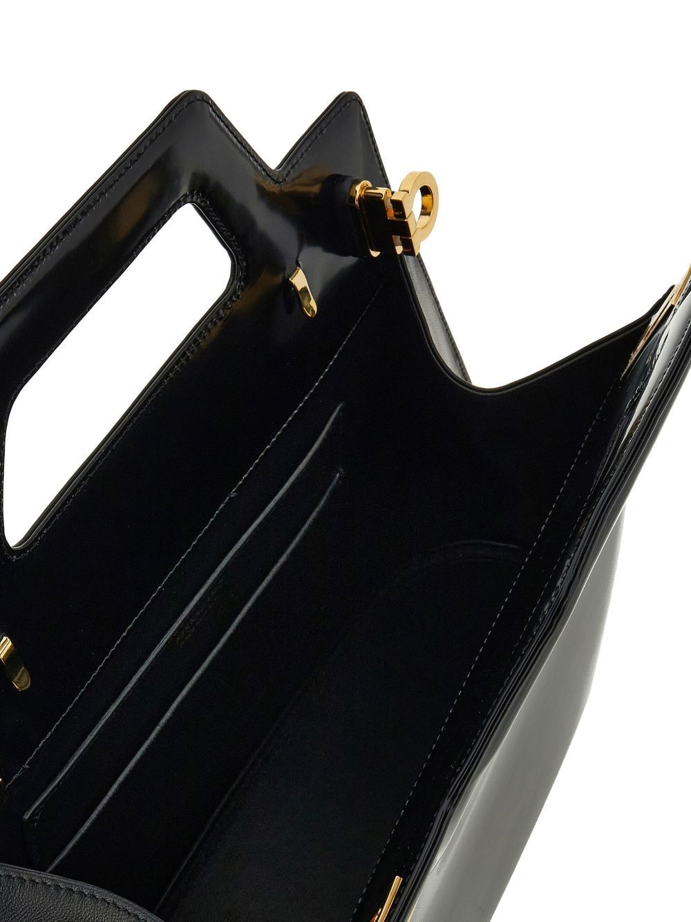 fw23---ferragamo pre---213961761287001_4_p.jpg