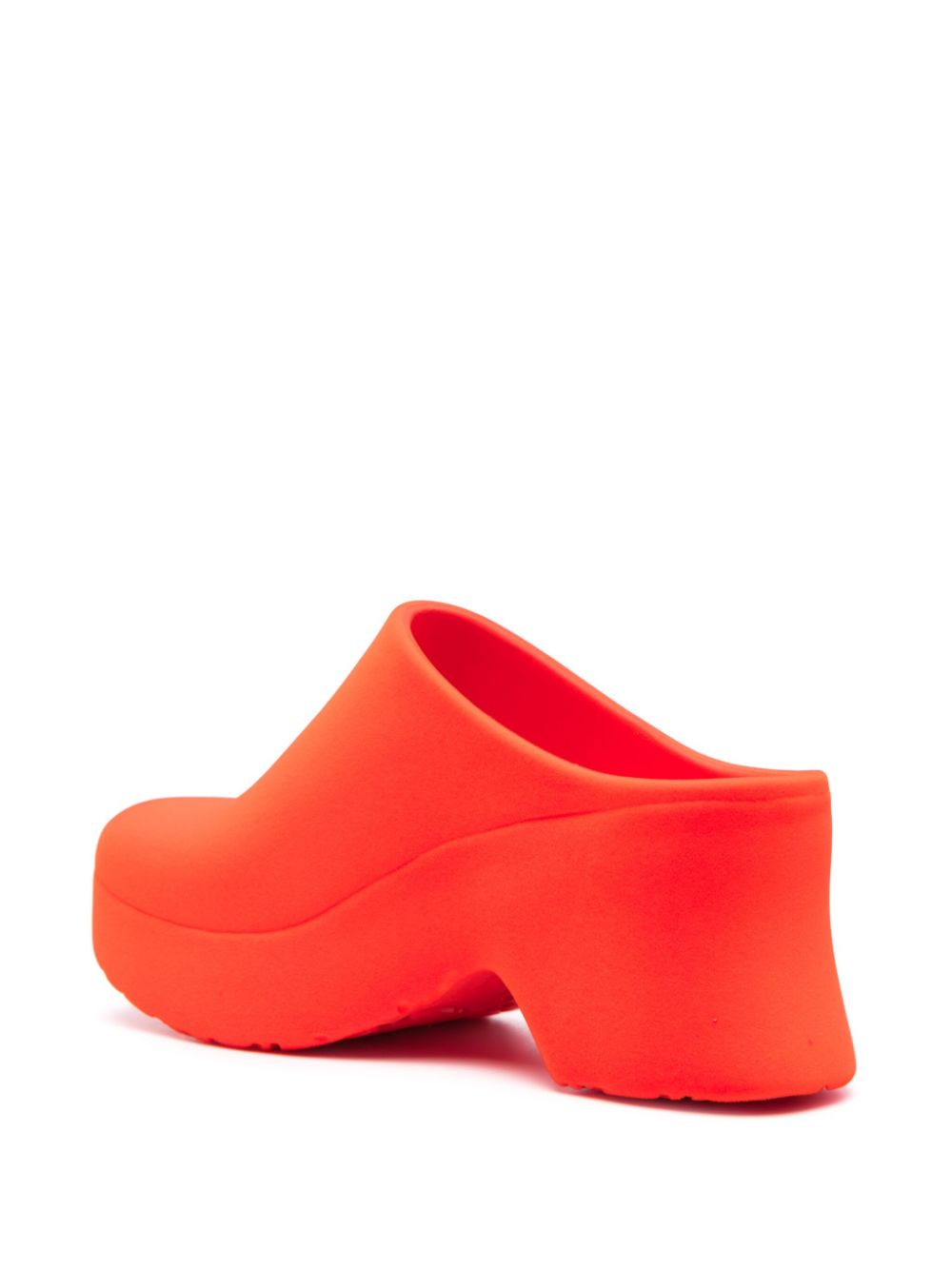 fw23---loewe main---l814v29x15terra7587_2_p.JPEG