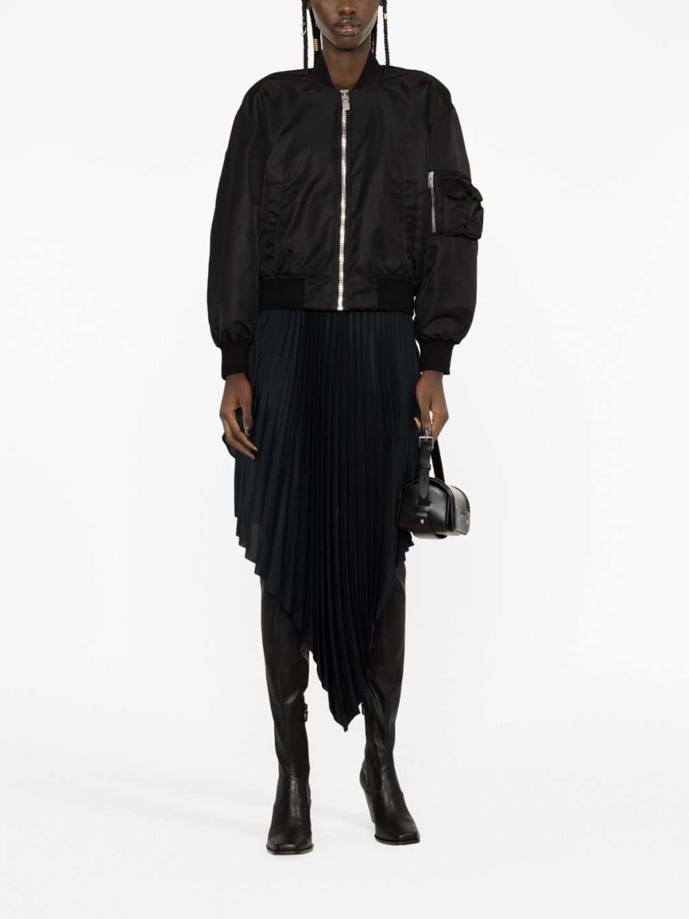 ss24---givenchy pre---bw00hg1ycl001_2_p.jpg