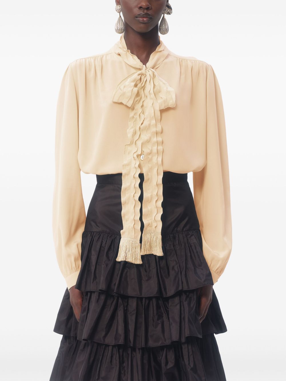 ss25---valentino pre---bab77590fet5_2_p.jpg