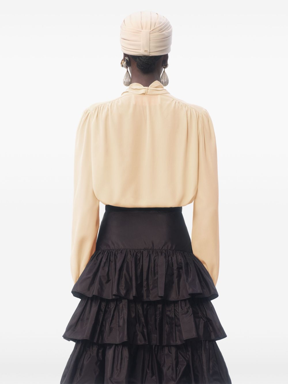 ss25---valentino pre---bab77590fet5_4_p.jpg