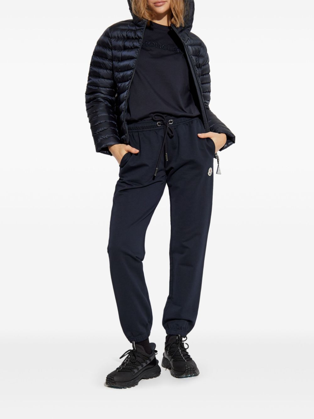 ss25---moncler pre---k10938c0000889auo778_2_p.jpg