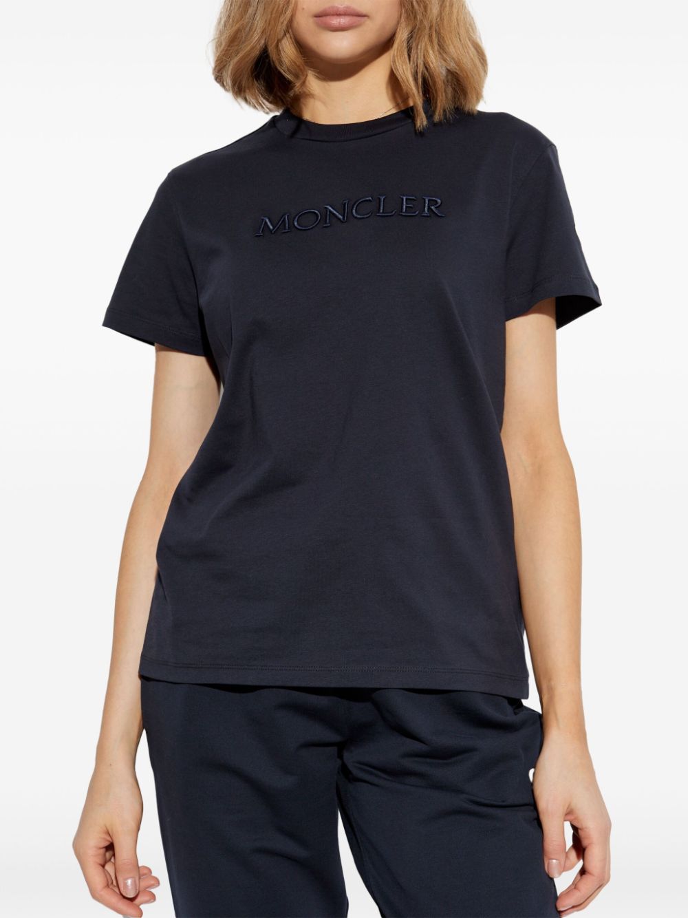 ss25---moncler pre---k10938c0000889auo778_3_p.jpg