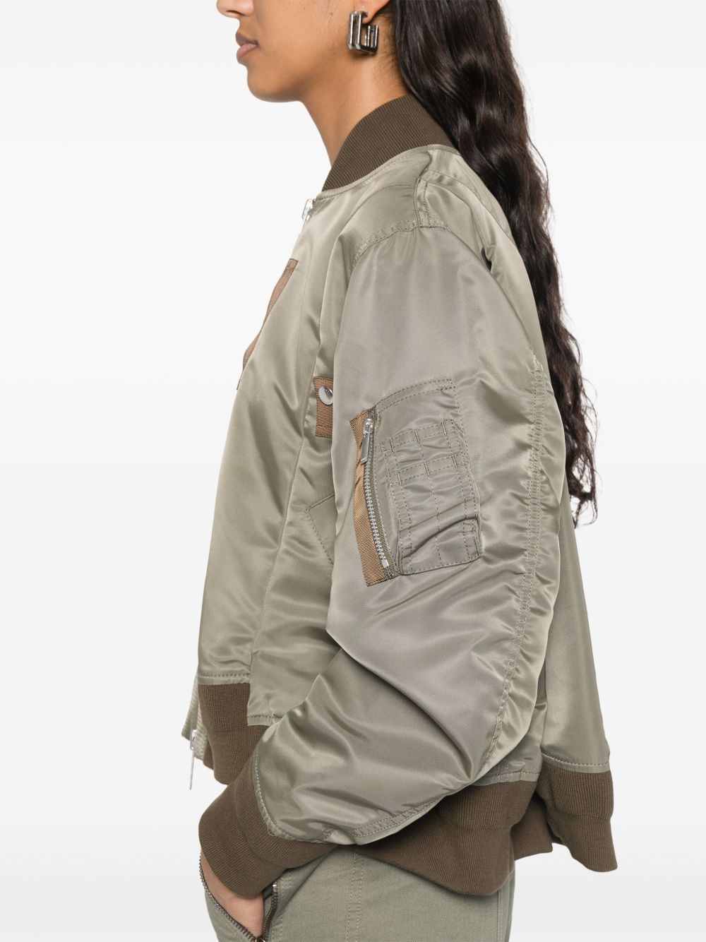 ss25---sacai pre---25-07673550_4_p.jpg