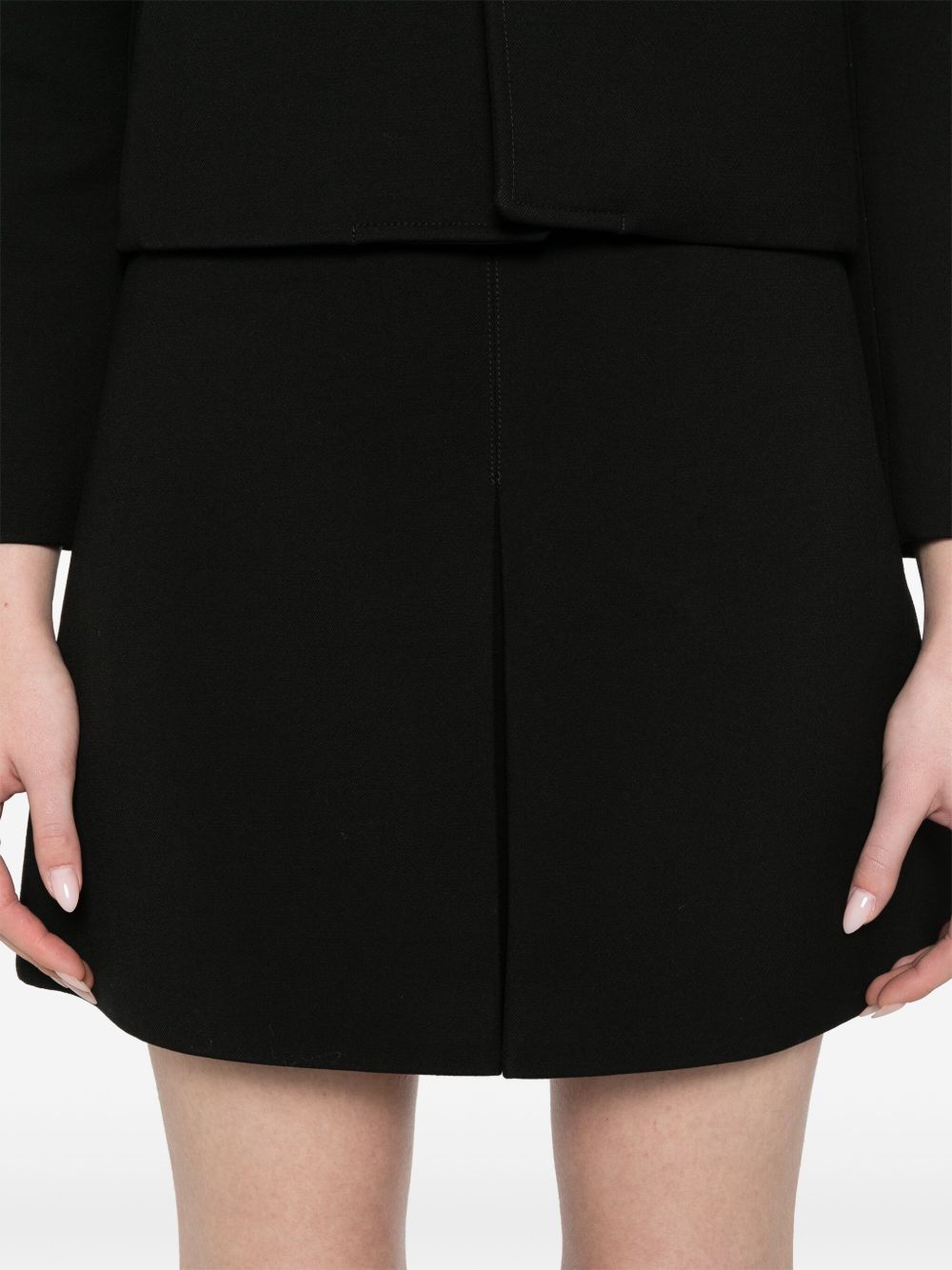 ss25---celine main---2j833066v38no_4_p.jpg