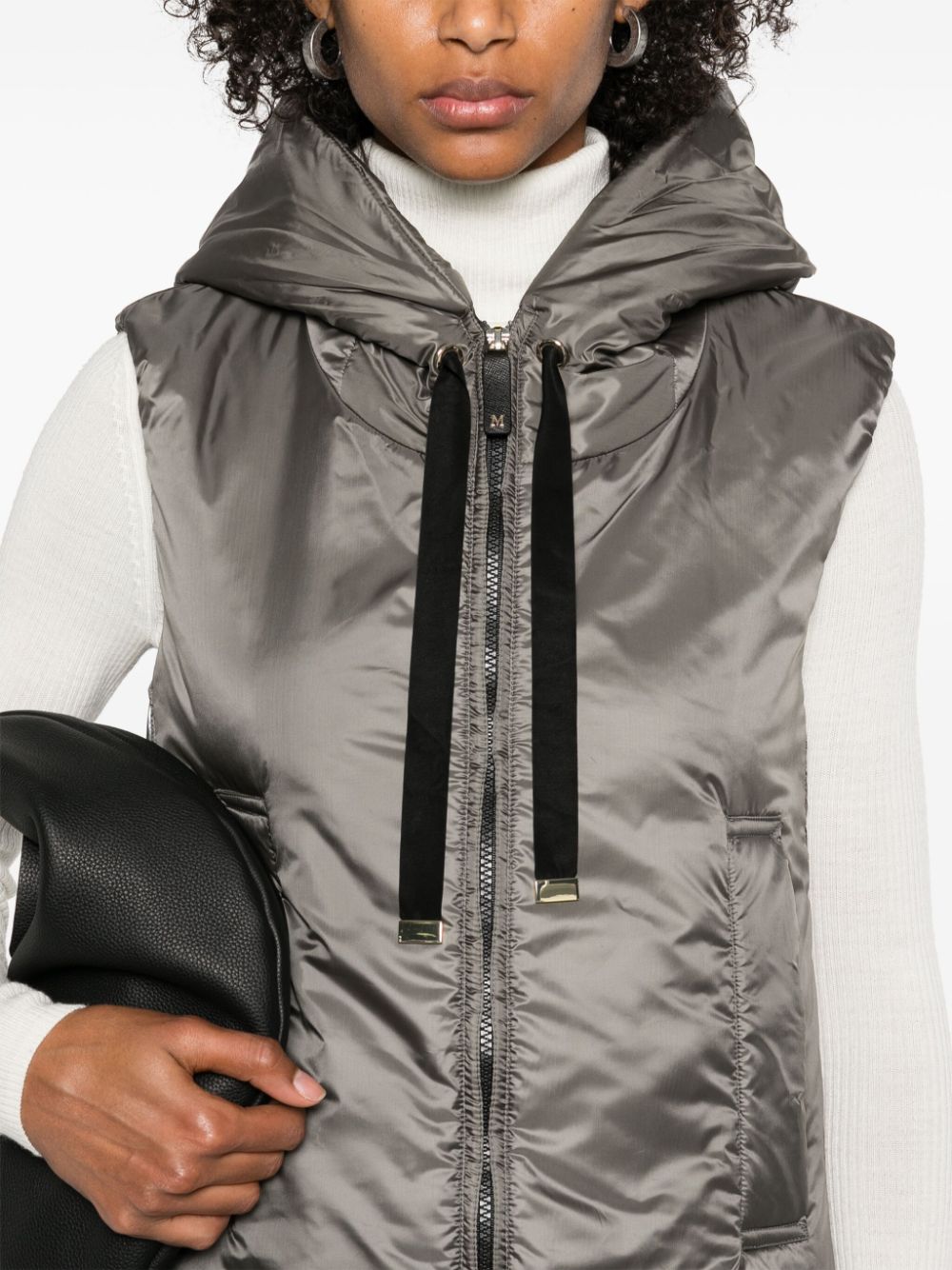 ss25---max mara the cube pre---19291034600084_4_p.JPEG