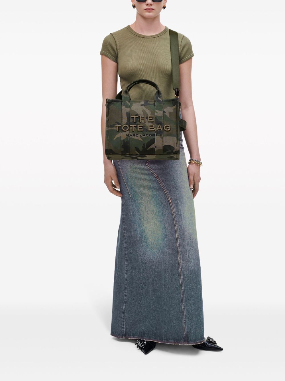 ss25---marc jacobs main---2s4htt002h03304_6_p.JPEG