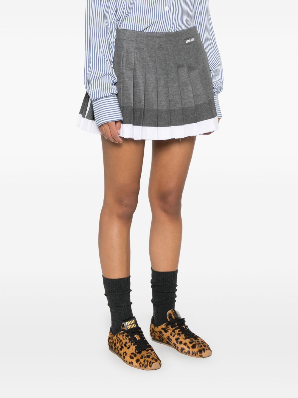 ss25---miu miu pre---mg233315q9f0i13_2_p.jpg