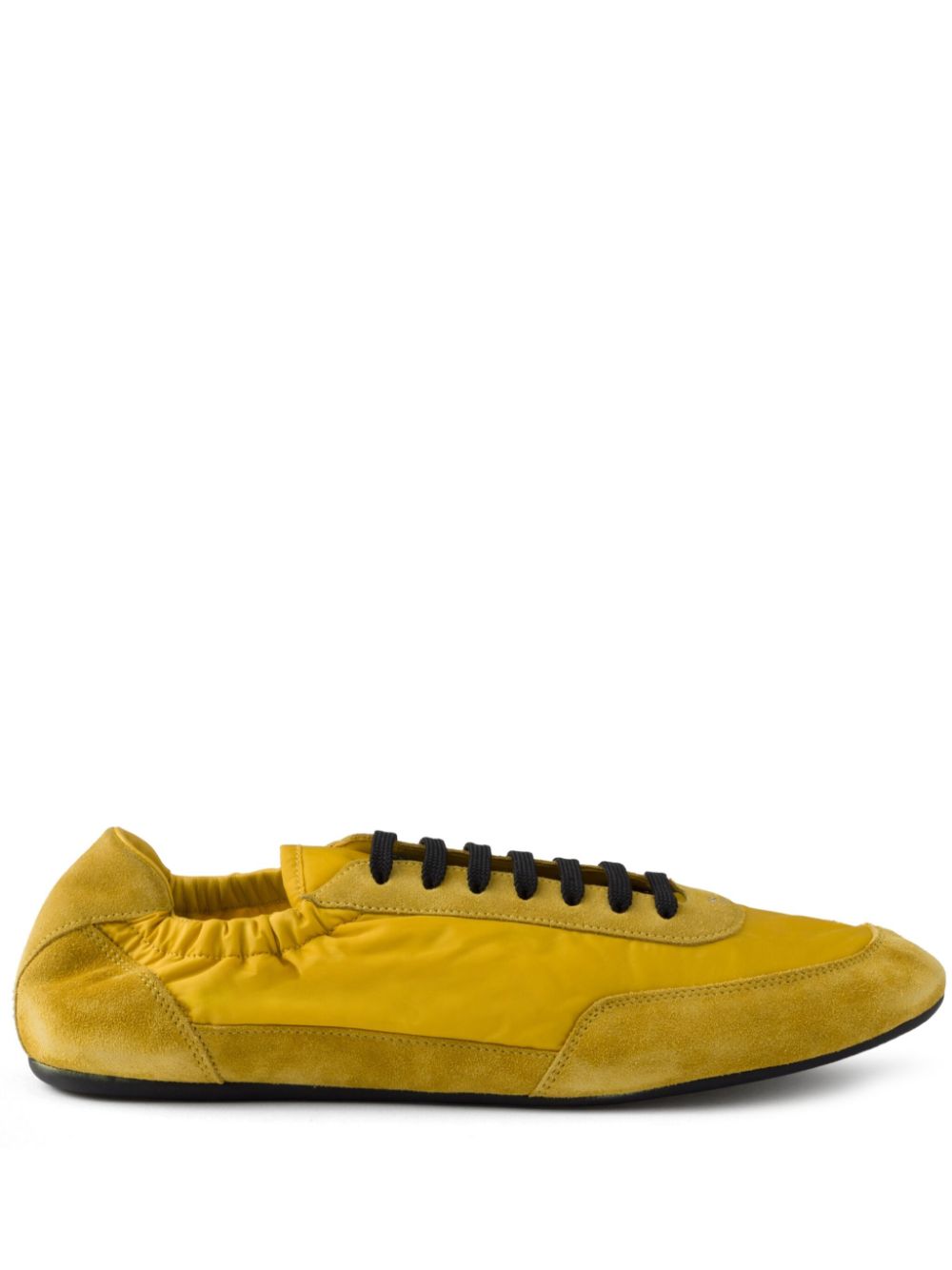ss25---prada main---2eg479d7cf0388.JPEG