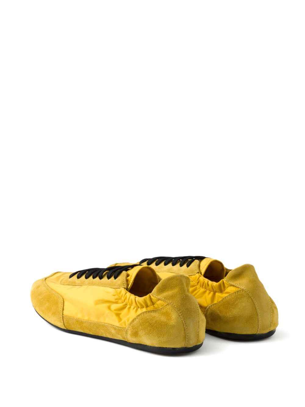 ss25---prada main---2eg479d7cf0388_2_p.JPEG