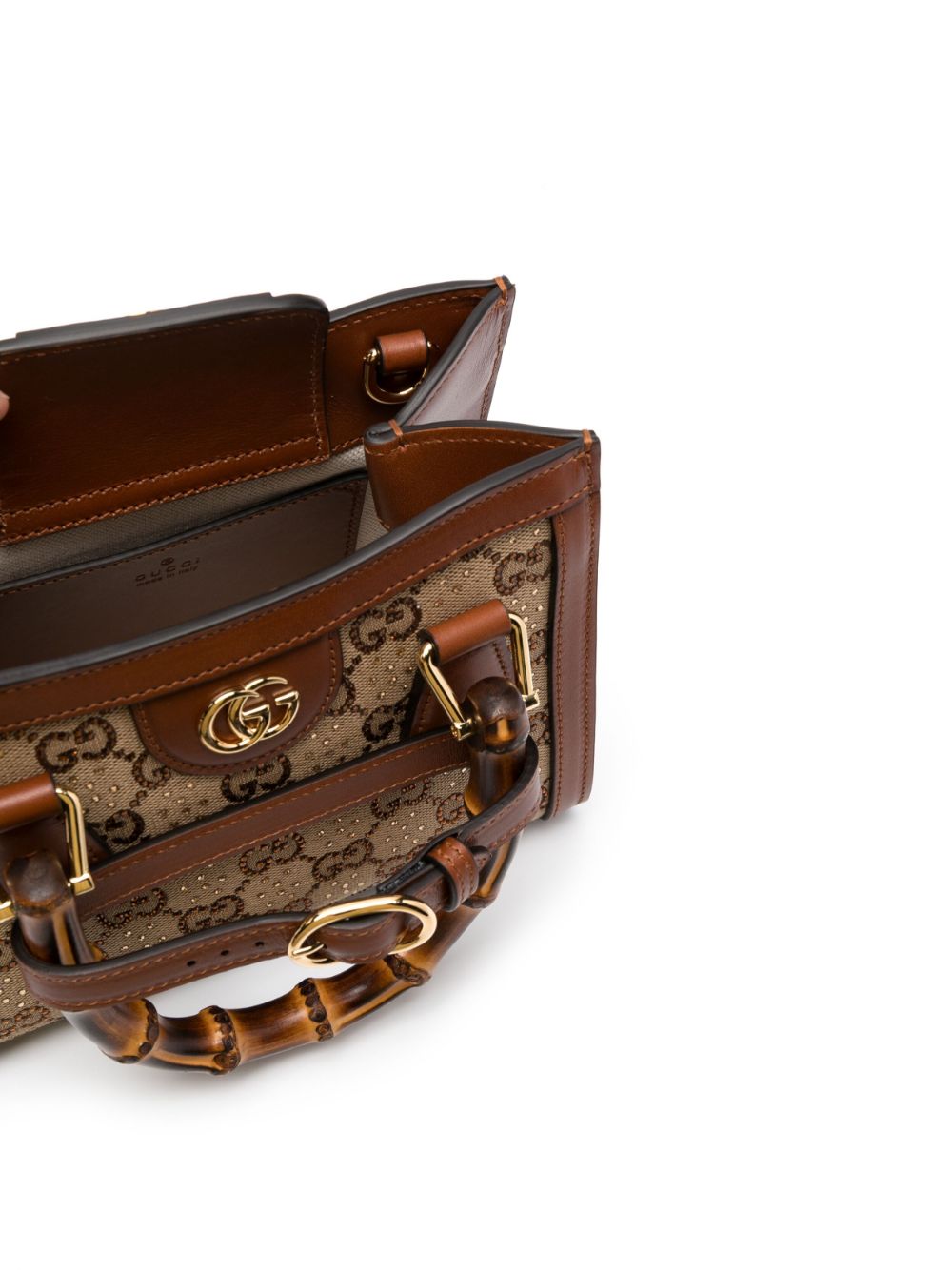 ss25---gucci pre---70744921hrg2687_1_p.jpg
