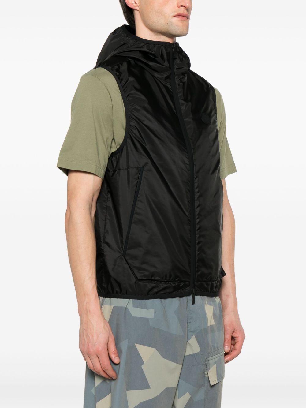 ss25---moncler main---k10911a00172539zd999_4_p.JPEG