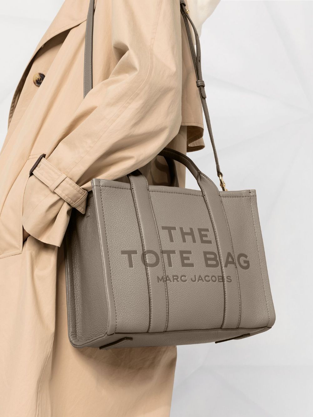 ss25---marc jacobs pre---h004l01pf21055_3_p.jpg