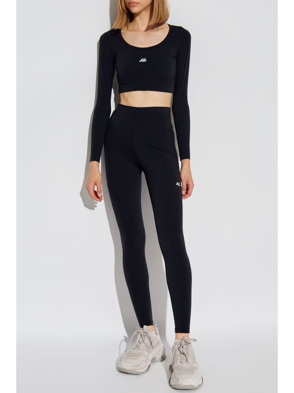 ss25---balenciaga pre---7932814e2b91081_4_p.jpg