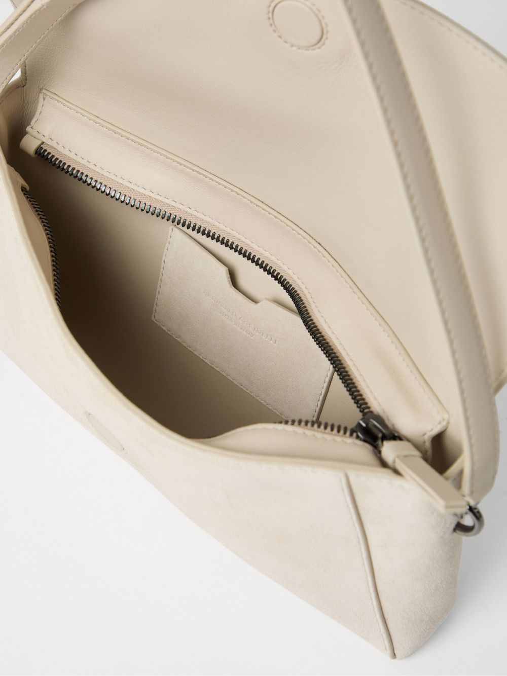 ss25---brunello cucinelli capsule---mbhid2665c8905_5_p.jpg