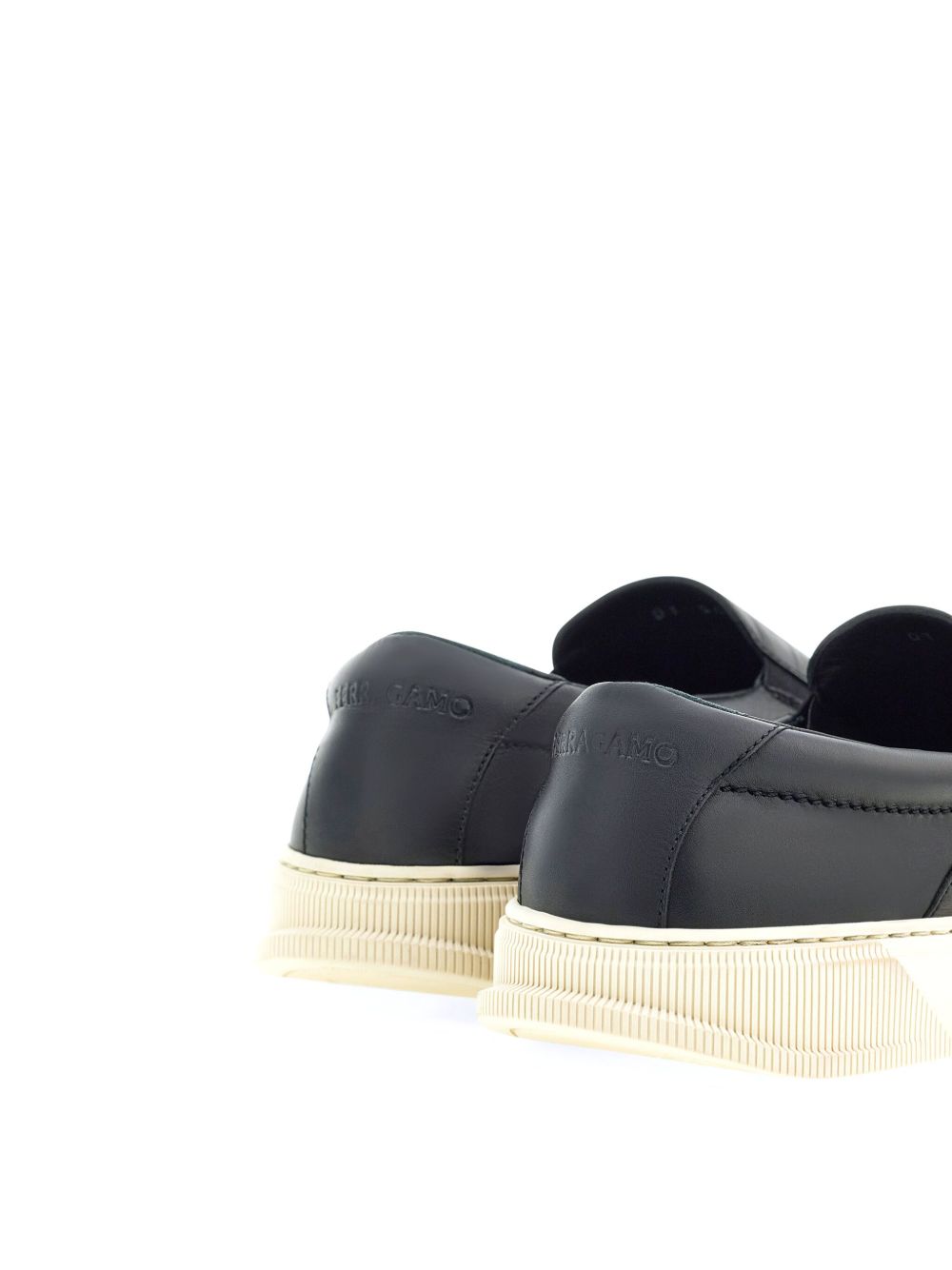 ss25---ferragamo pre---028762775226006_4_p.jpg