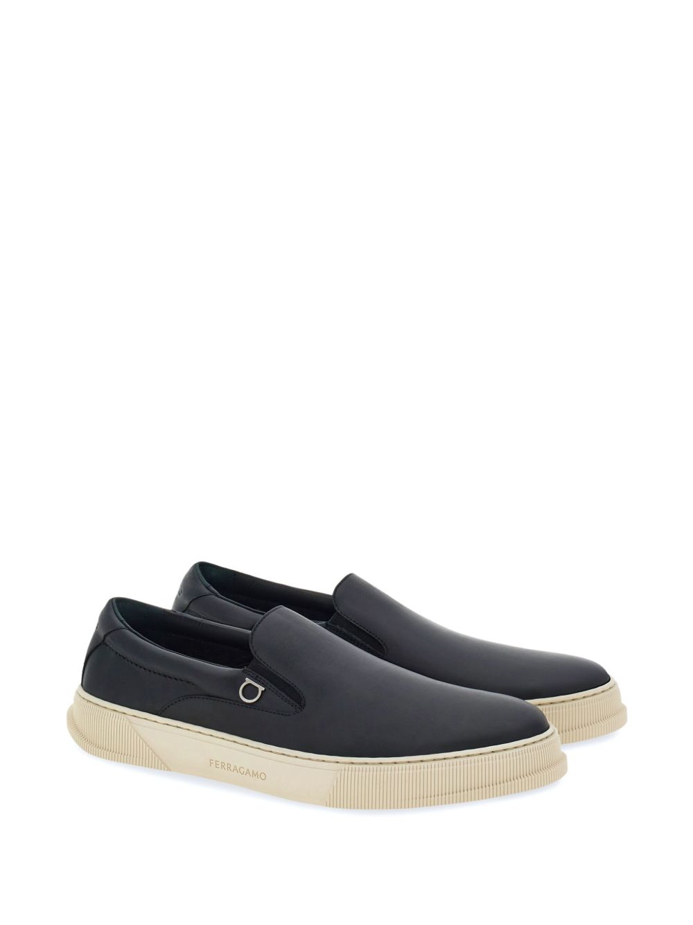 ss25---ferragamo pre---028762775226006_5_p.jpg