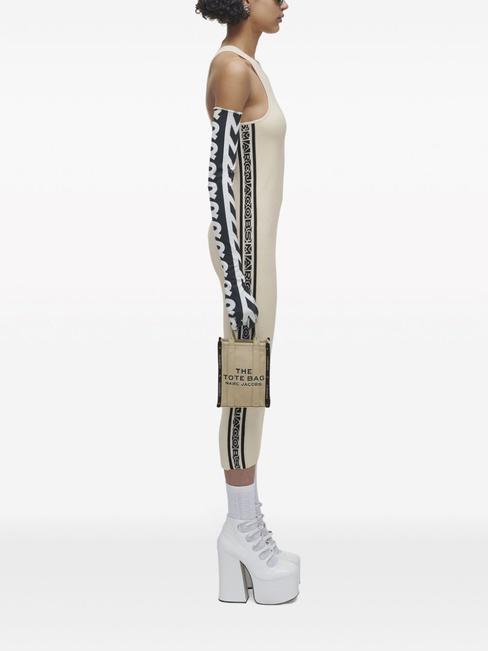 ss25---marc jacobs pre---2r3hcr027h01263_4_p.jpg