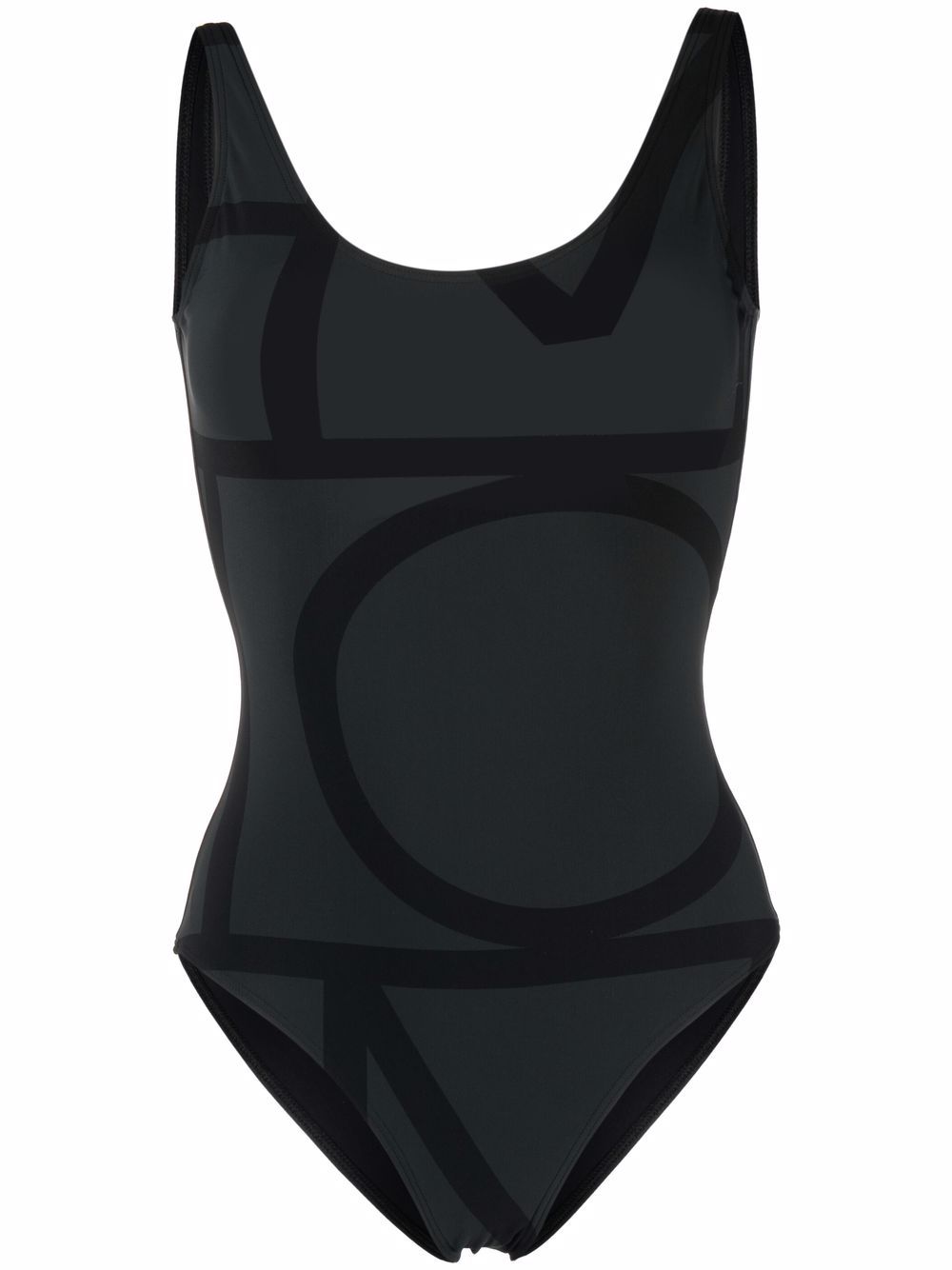 ss25---toteme pre---213842795925.jpg