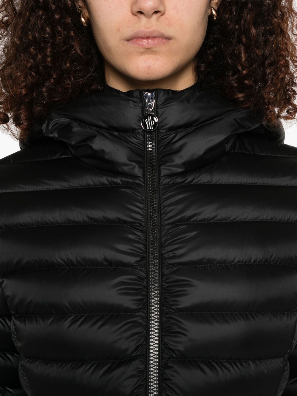 ss25---moncler pre---k10931a00004597yf999_2_p.jpg