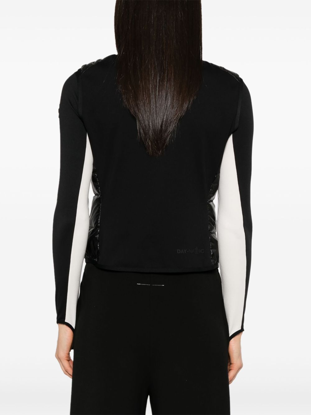 ss25---moncler grenoble---k10988g00004829h7999_3_p.jpg