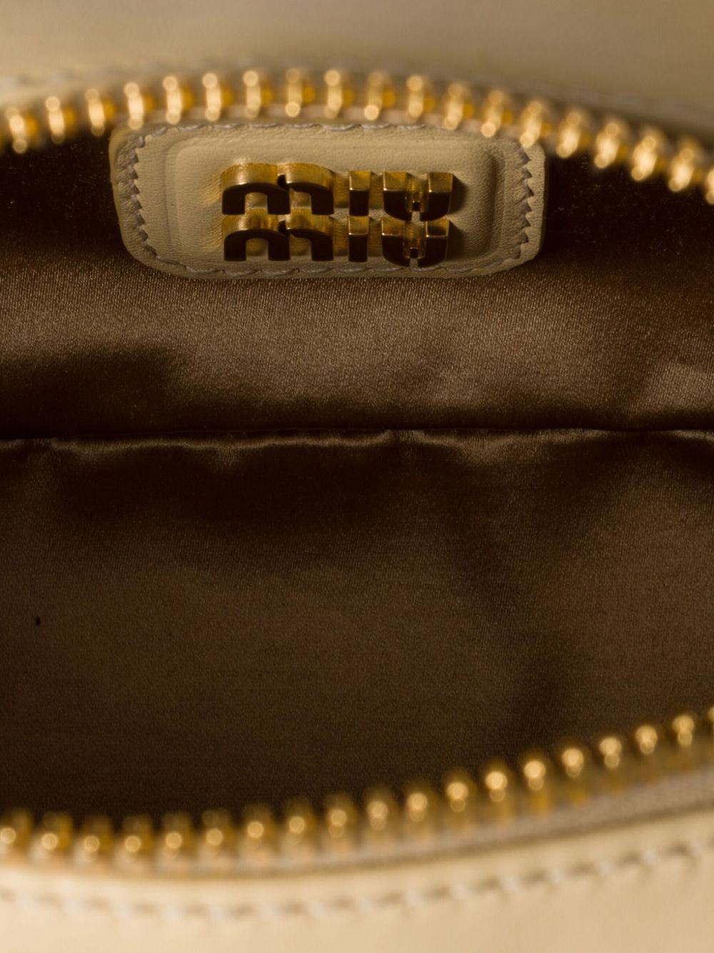 ss25---miu miu main---5bb142an88f0k57_1_p.JPEG
