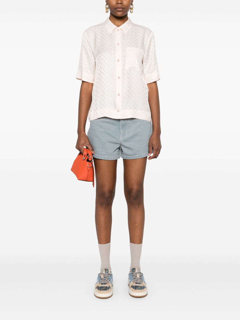 ss25---fendi pre---fs8254auqgf1rx0_4_p.jpg
