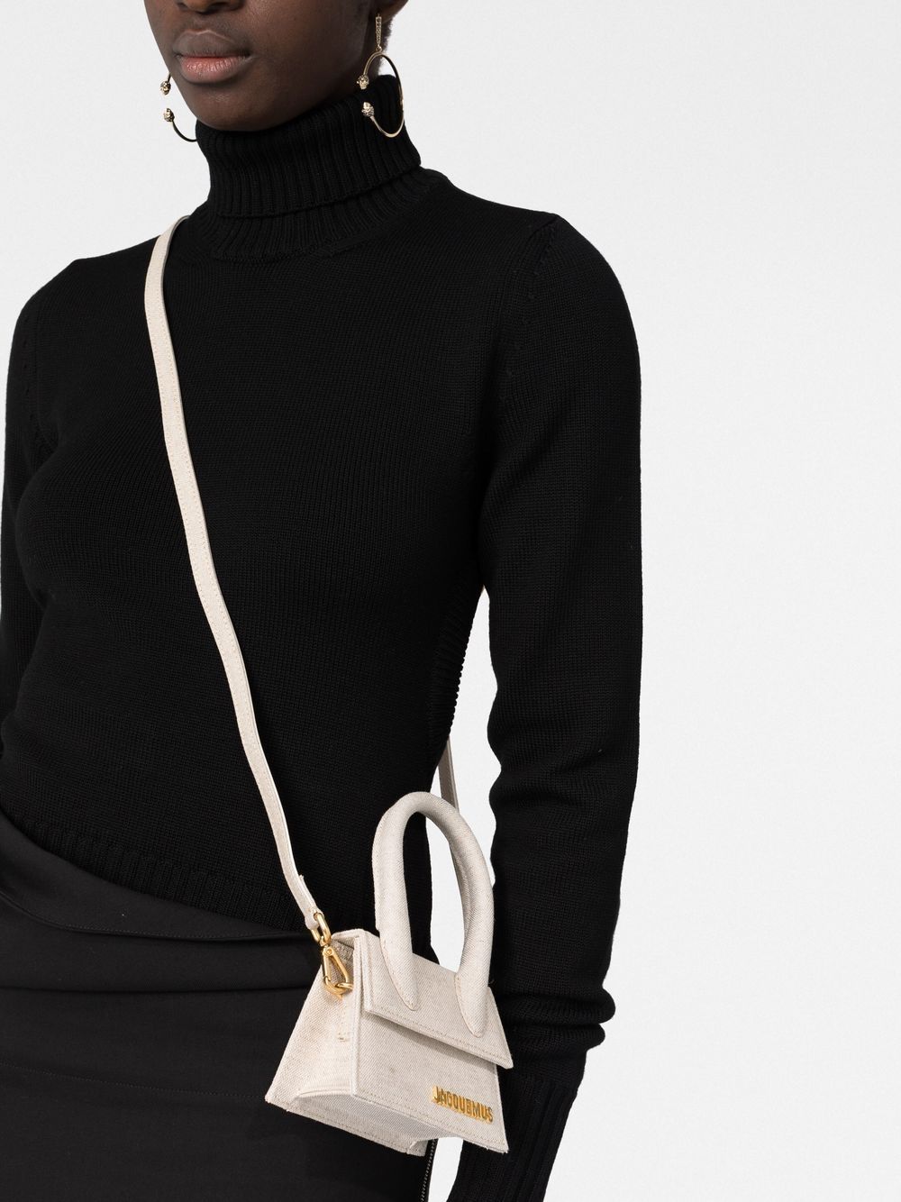ss25---jacquemus---213ba0013071140_3_p.JPEG