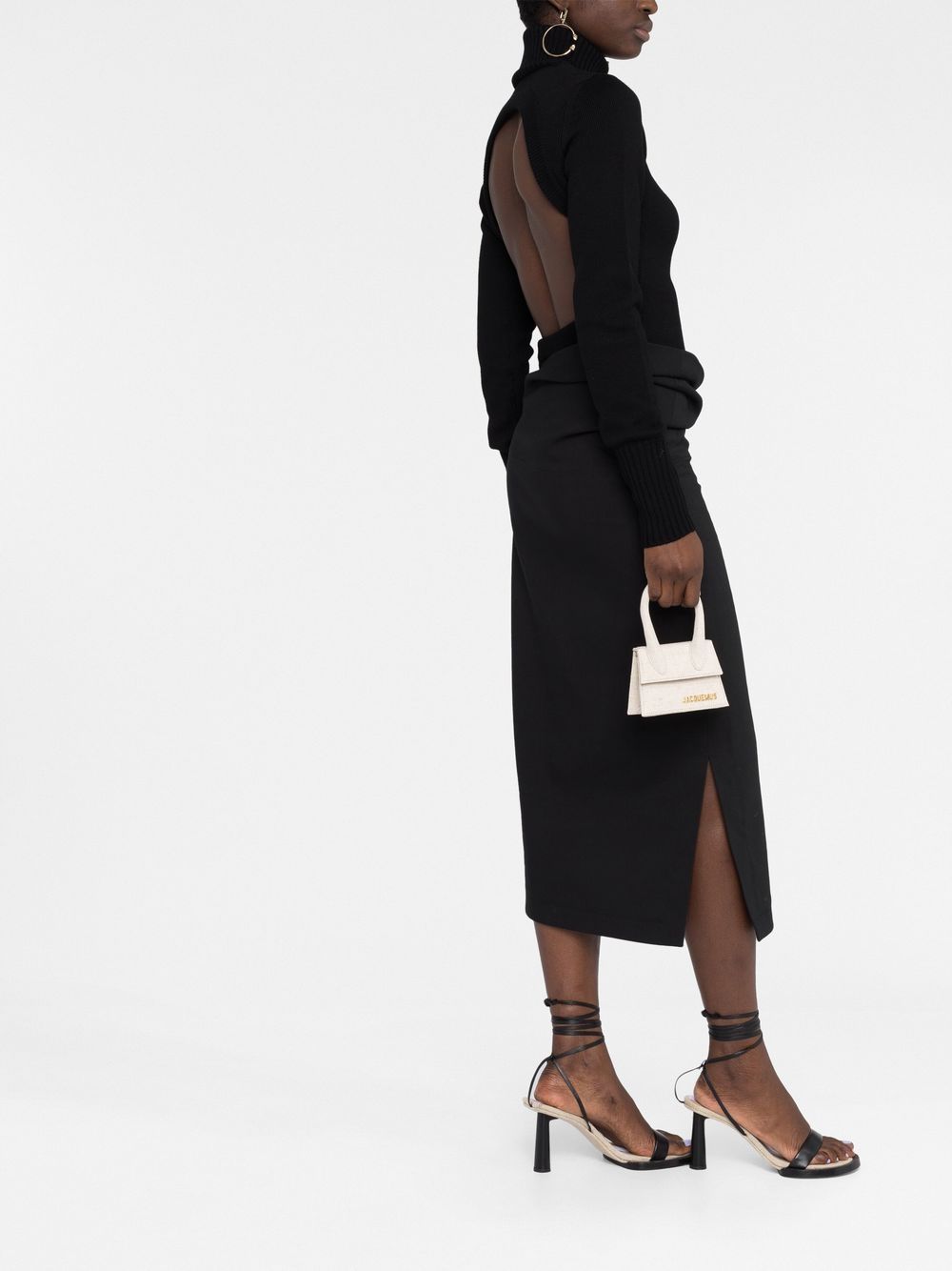 ss25---jacquemus---213ba0013071140_5_p.JPEG