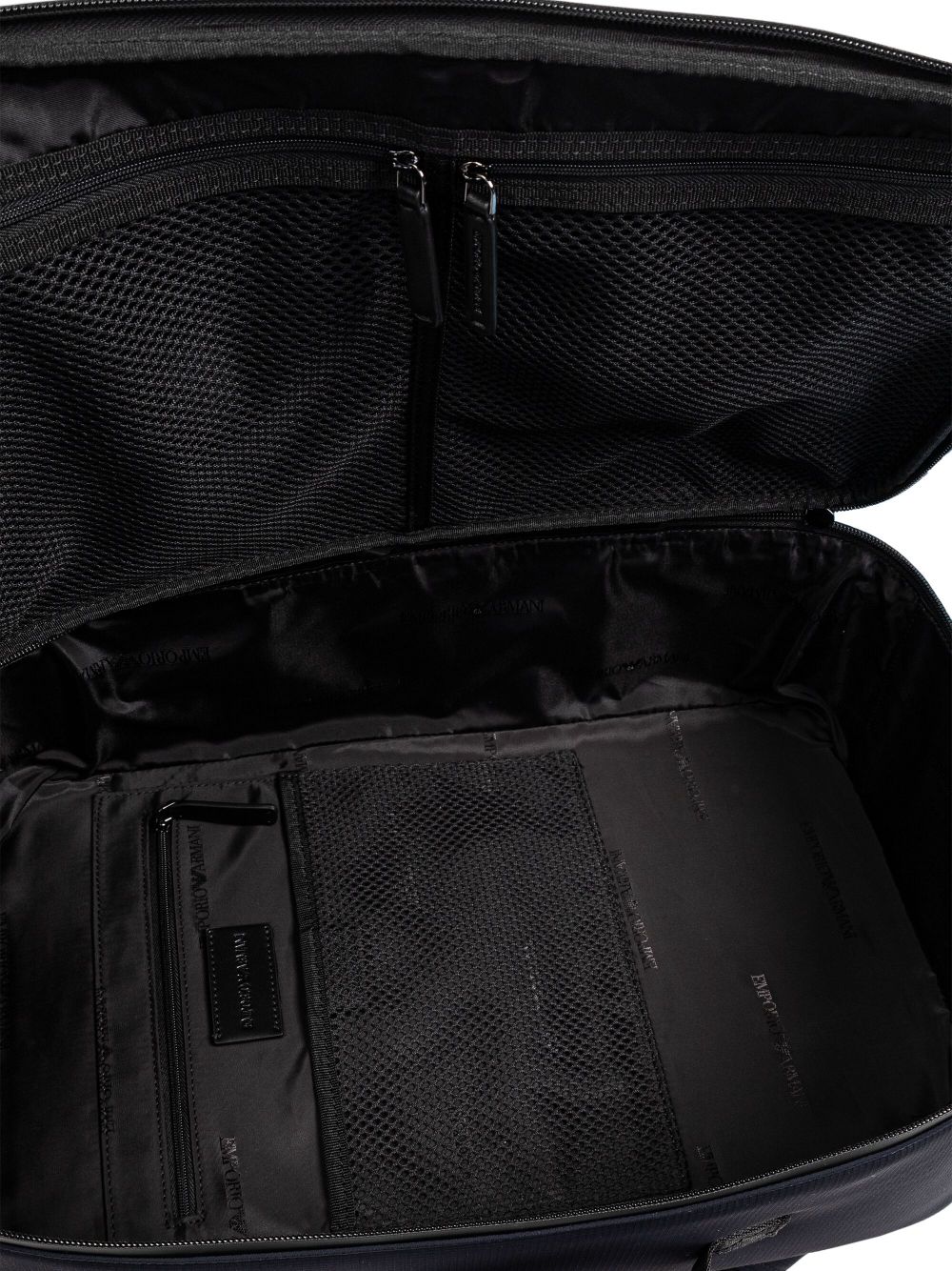 ss25---earmani capsule main---em001221af13841ub118_1_p.jpg