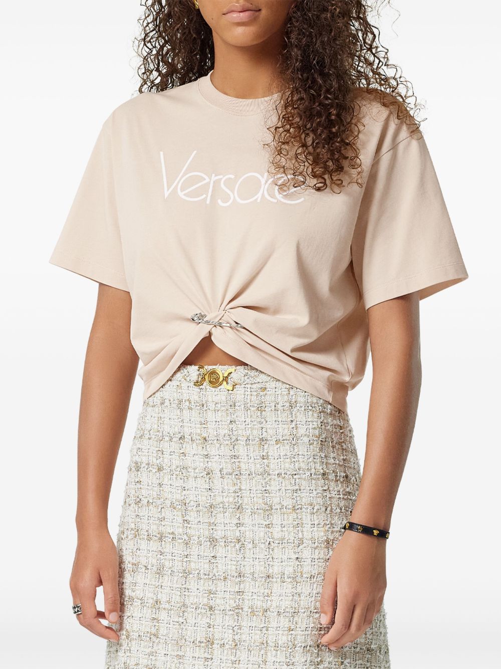ss25---versace pre---10188981a136102kq70_3_p.jpg
