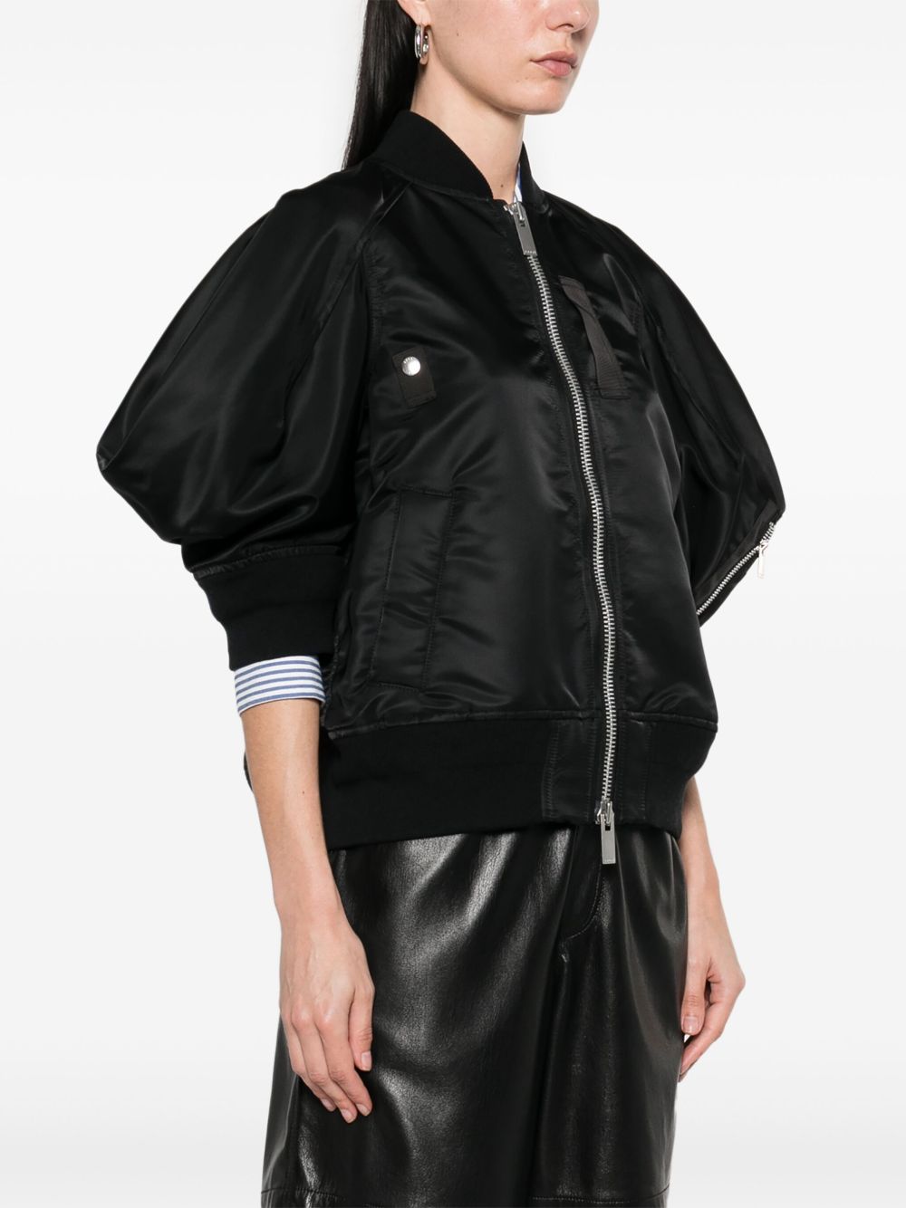 ss25---sacai pre---25-07672001_1_p.jpg
